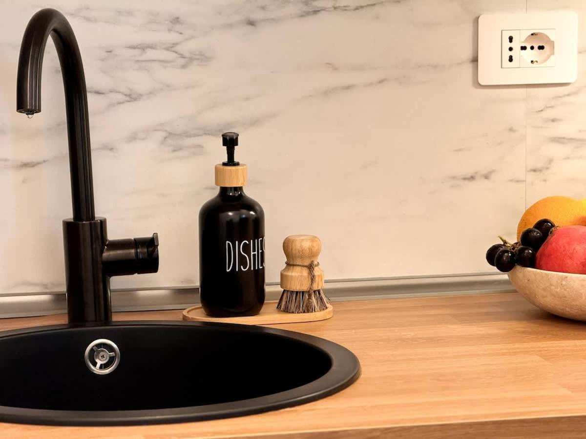 Apartment Kaizen The Barista 3br With Coffee Station Rom